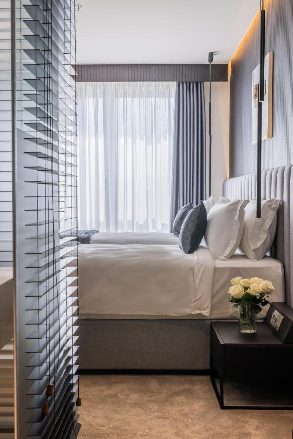 Derand Hotel Pristina Extérieur photo