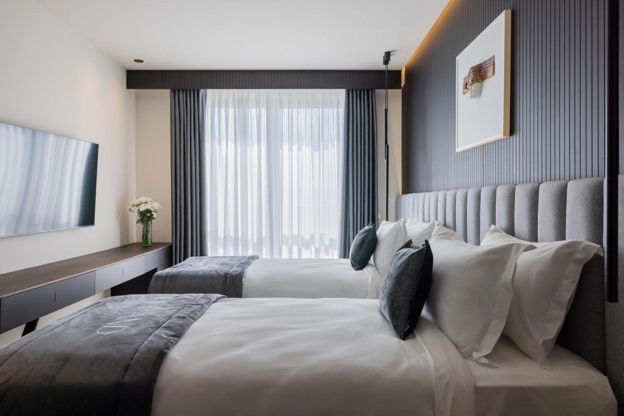 Derand Hotel Pristina Extérieur photo